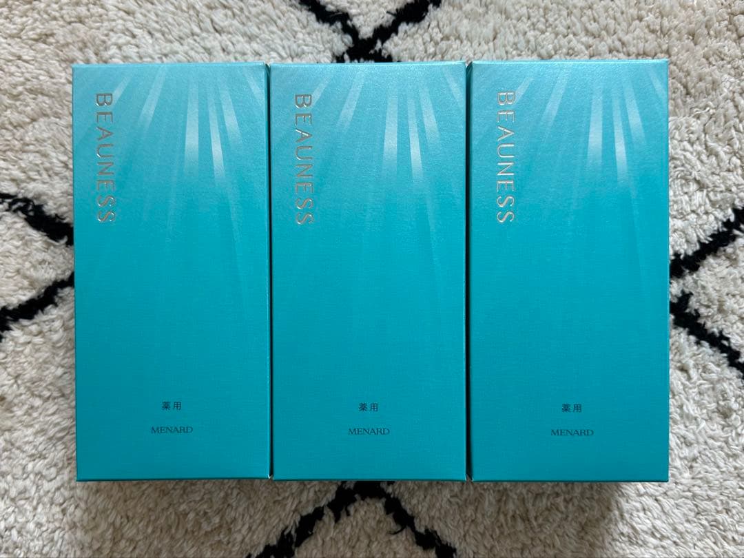 メナード薬用ビューネ160mlBアルファキット30ml付 3点セット