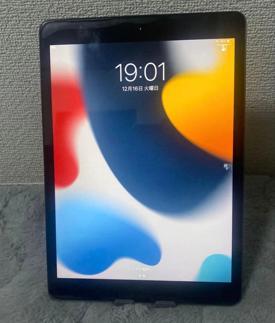 Apple iPad 7世代 スペースグレー 本体