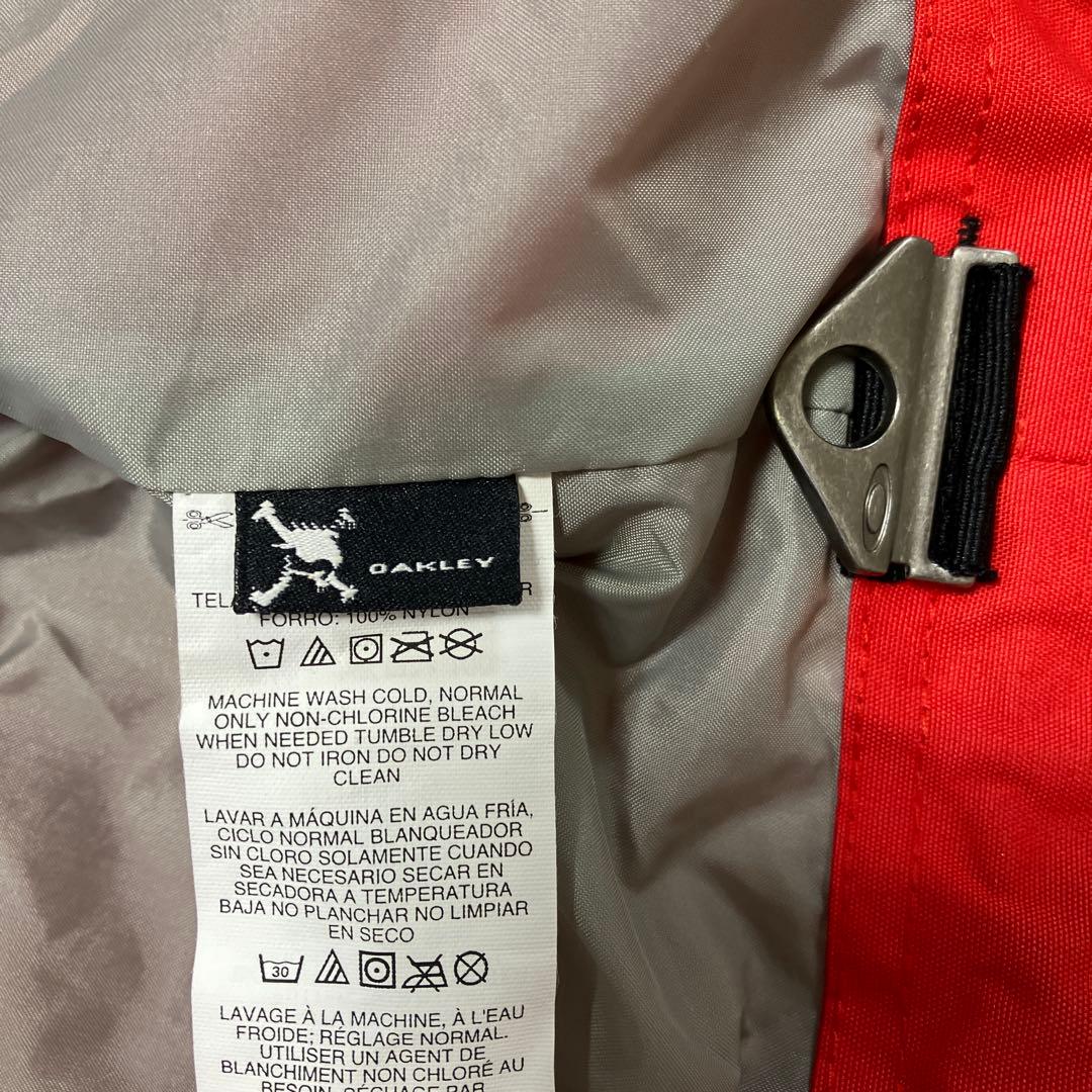 【新品】Oakley フード付きアウター ウェア スノーボード スキー 赤 L