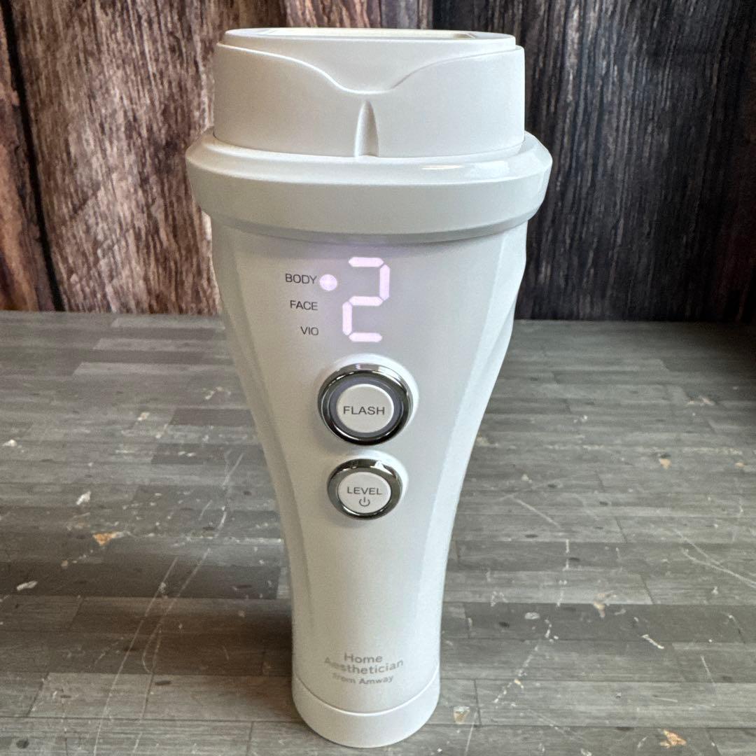  Aesthetician from Amway 脱毛器