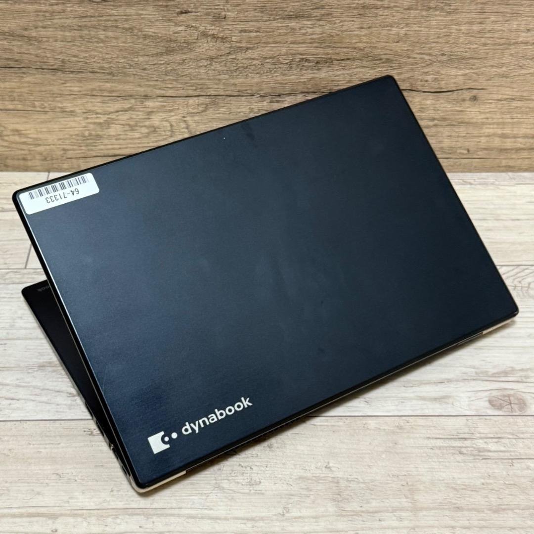 メルDynabook G83/FR Core i5 UHD Office