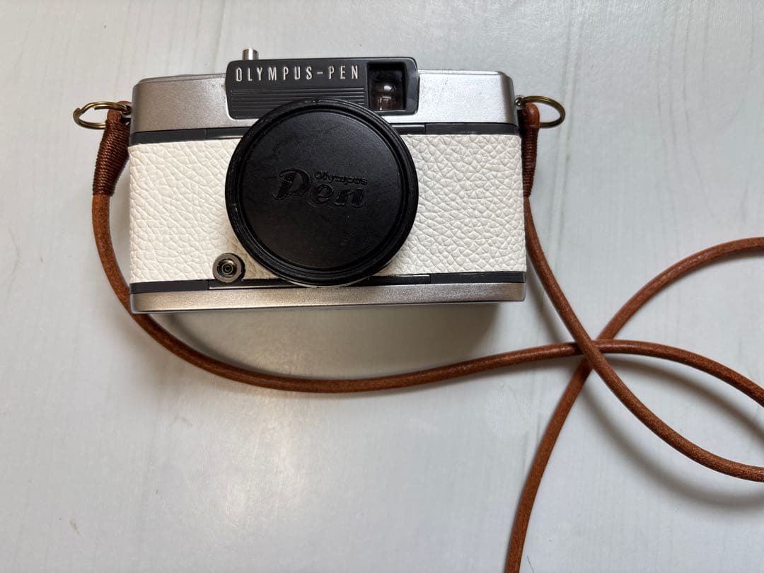 Olympus Pen EE-2 コンパクトカメラ