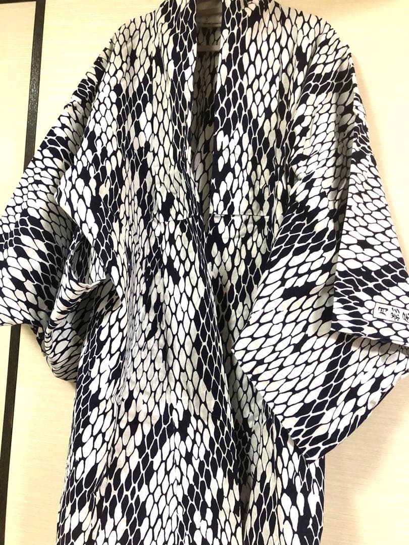 【美品】月影屋 蛇皮の浴衣