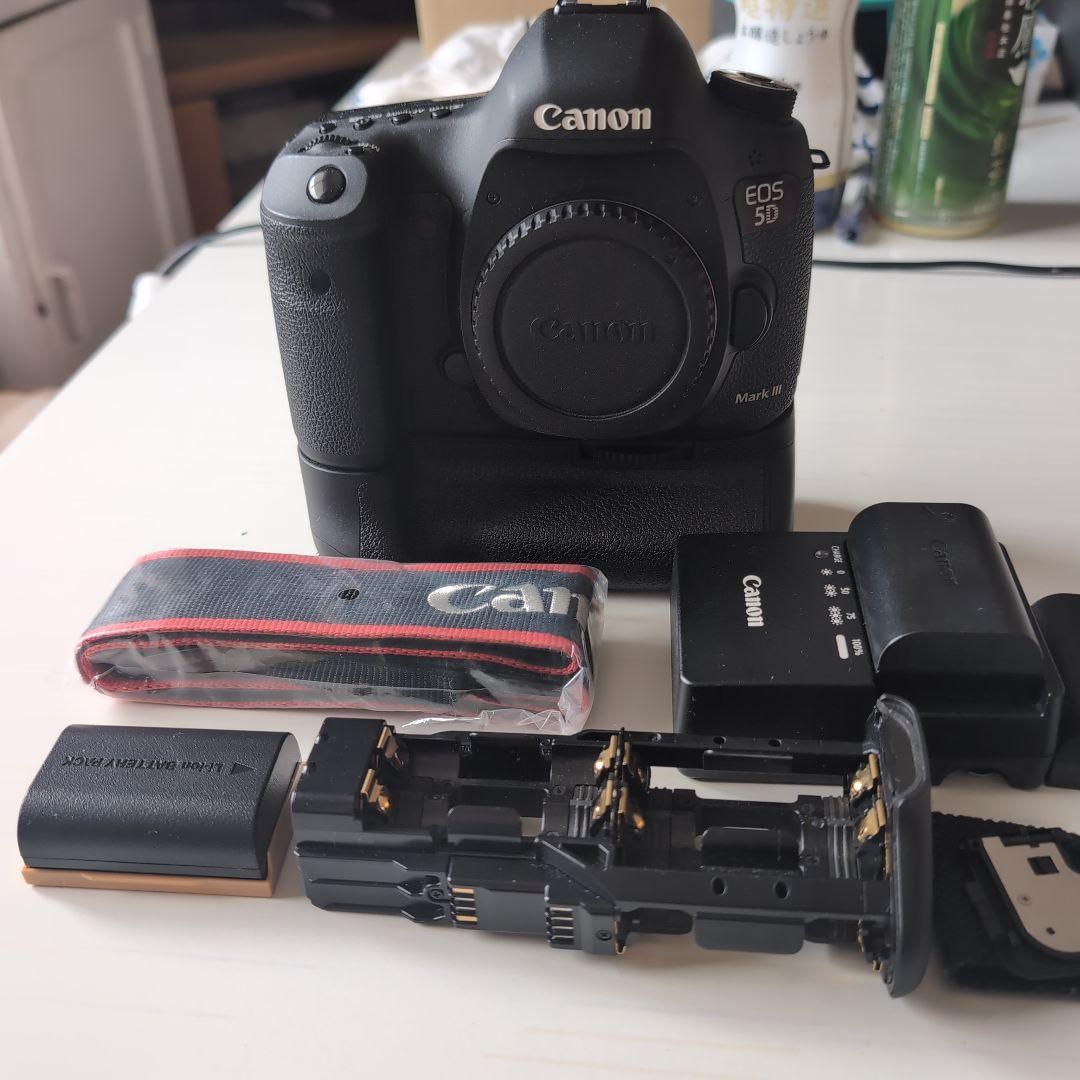 Canon EOS 5D MARK Ⅲ デジタル一眼レフカメラ