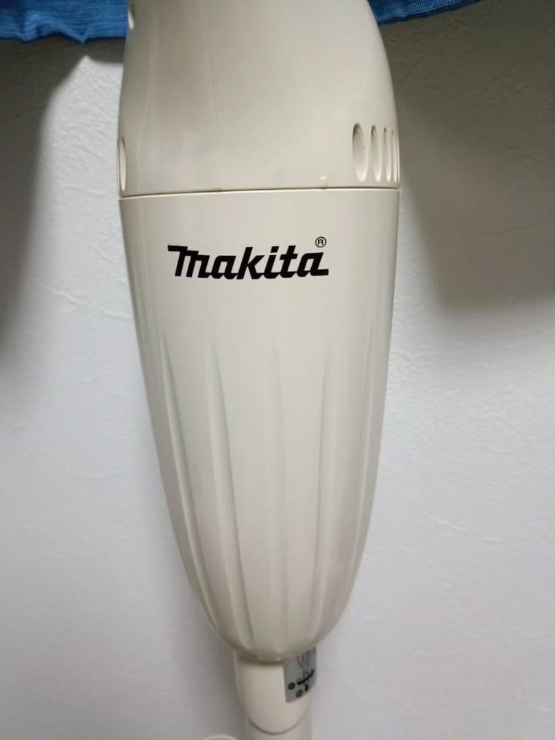 Makita スティッククリーナー CL100D 掃除機