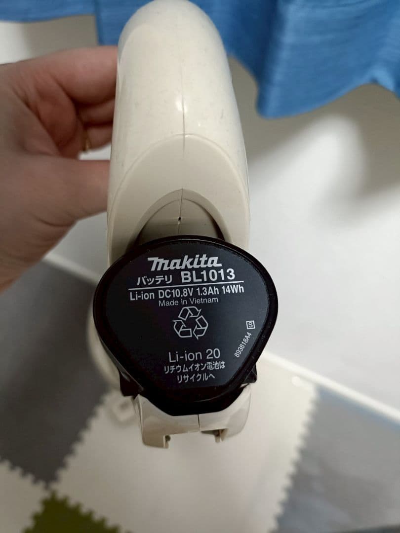 Makita スティッククリーナー CL100D 掃除機