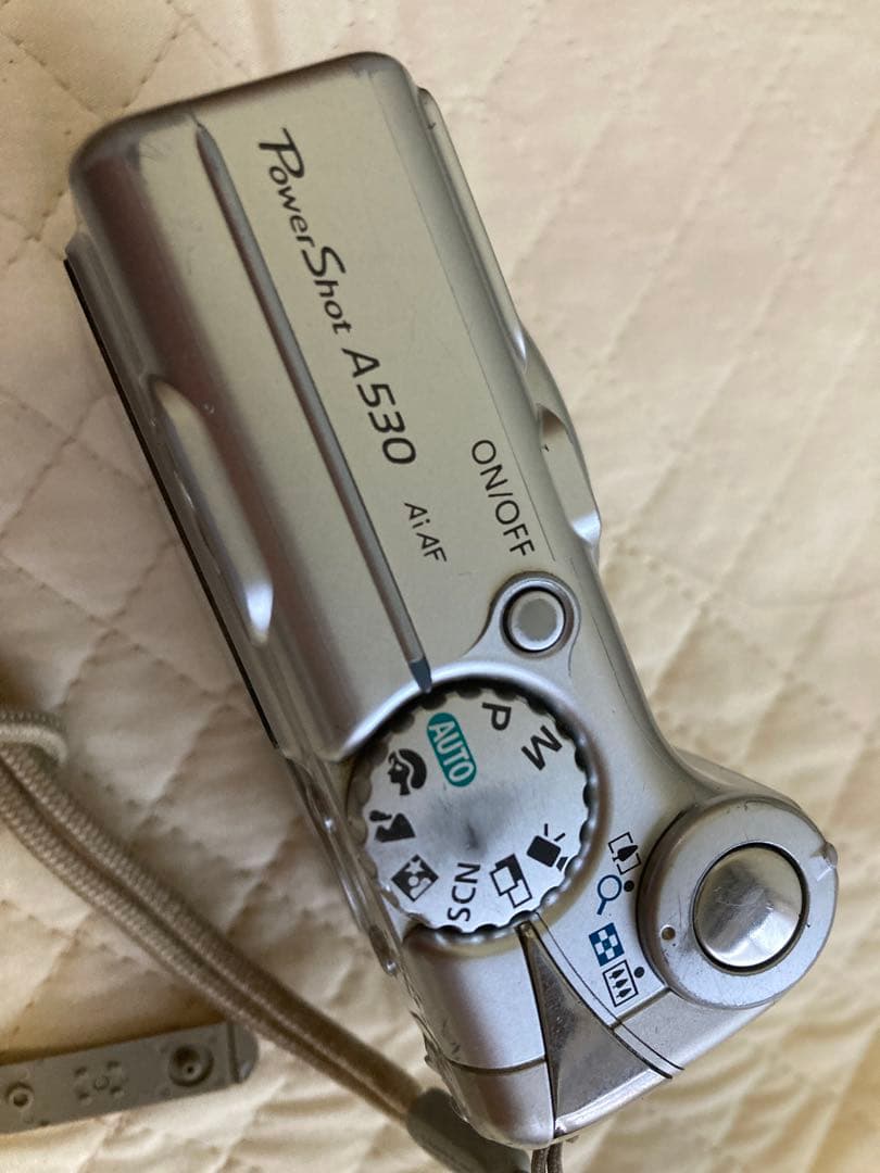 Canon PowerShot A530 デジタルカメラ