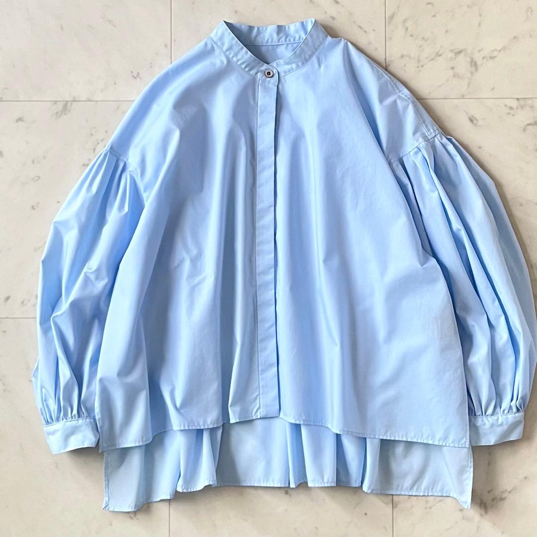極美品♪ルフィル バックギャザーバンドカラーブラウス F ブルー ボリューム袖