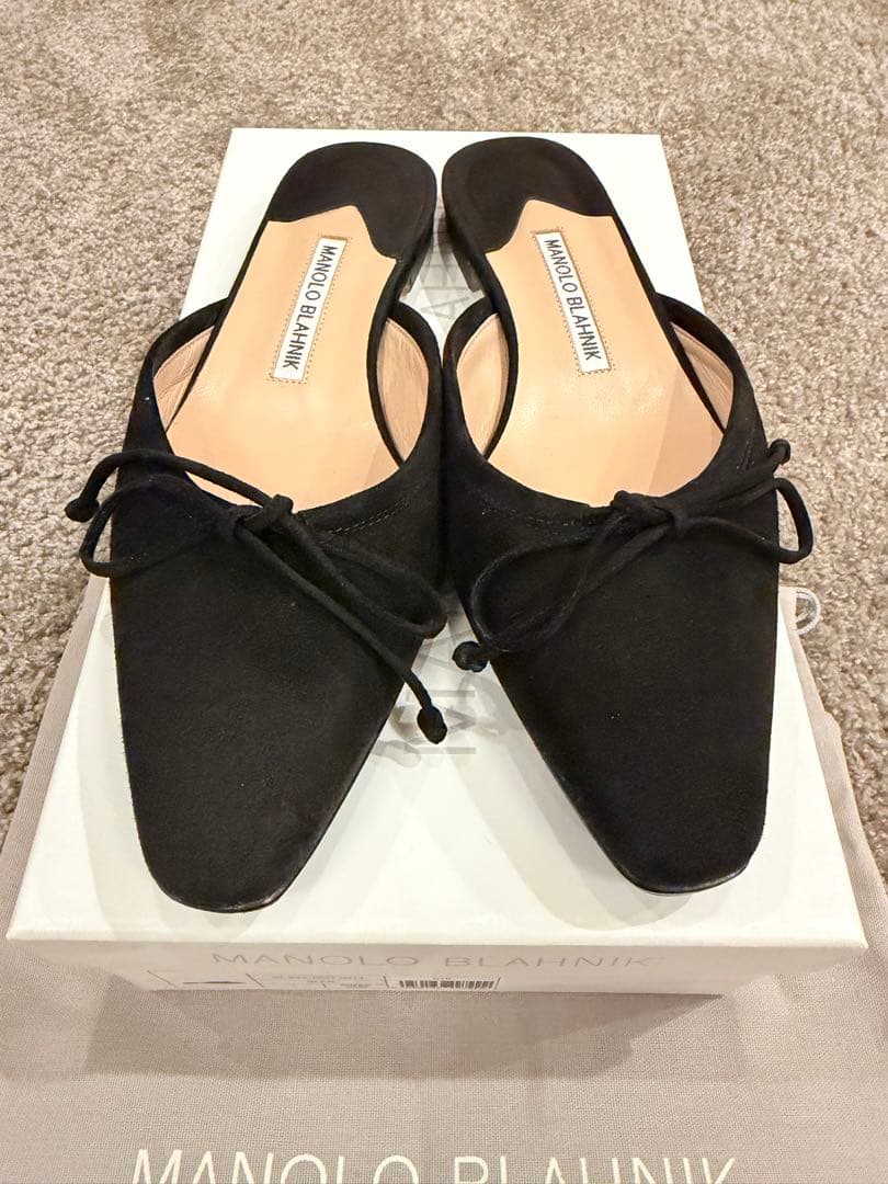 極美品 MANOLO BLAHNIKマノロブラニク 黒 ブラック ミュール 37