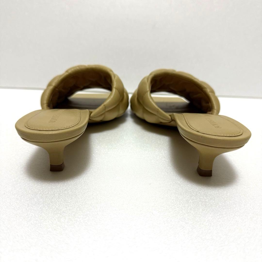【極美品】ボッテガヴェネタ サンダル 36.5 パデッド ミュール ベージュ