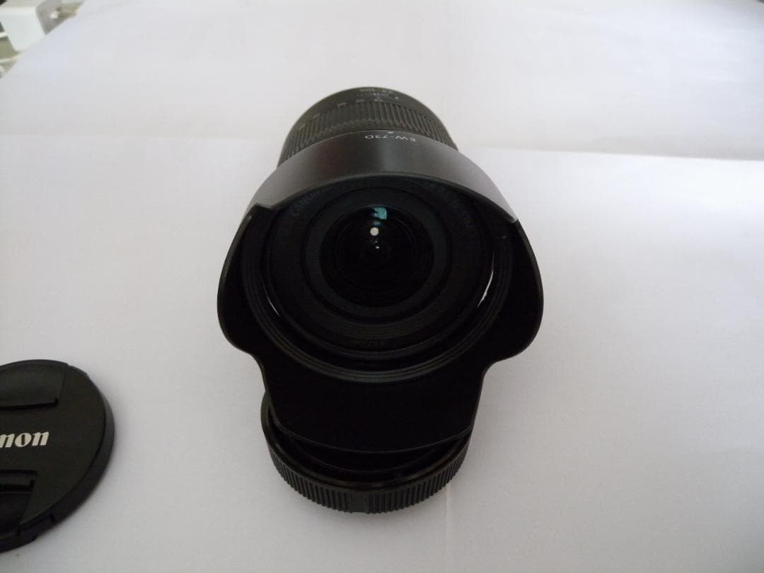 Canon 24-105mm Ｆ４－７．１　ＳＴＭ　ズームレンズ