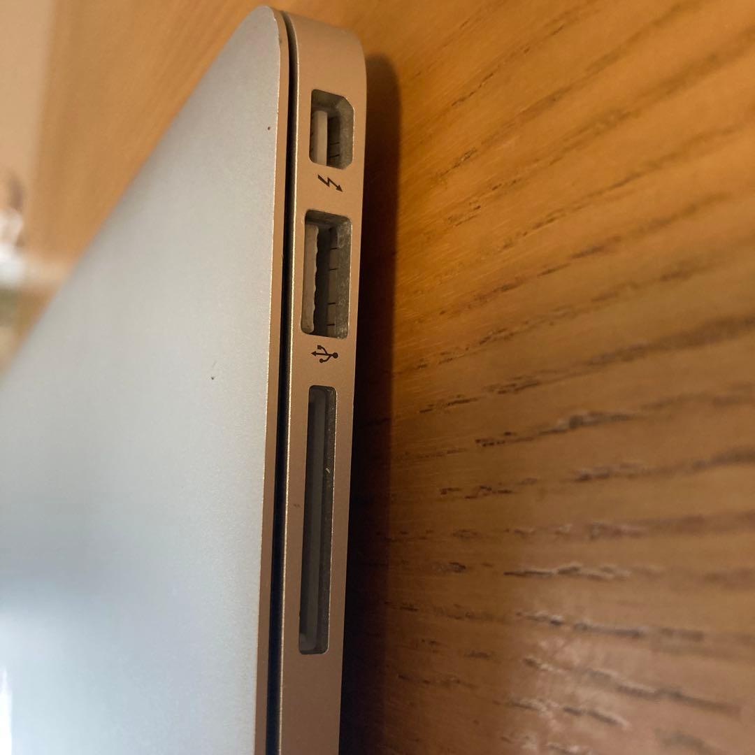 MacBook Air 13インチ A1466 (2014) 動作品