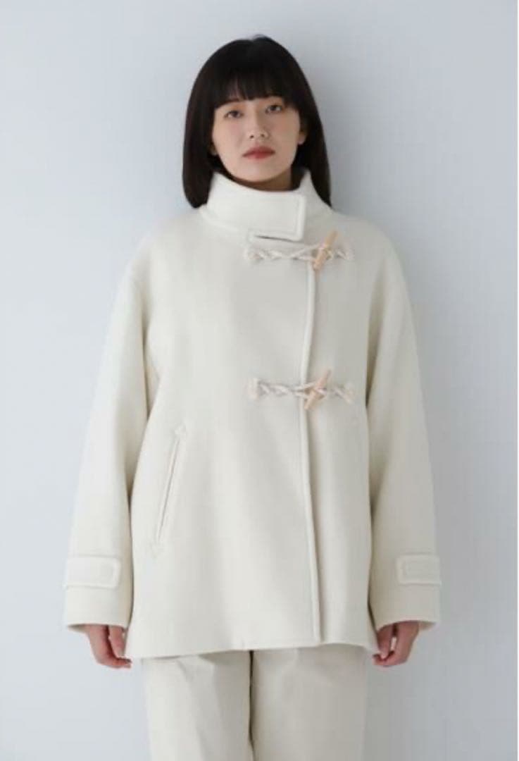 HUMAN WOMAN ヒューマンウーマン　ダブルモッサダッフルコート　白　M