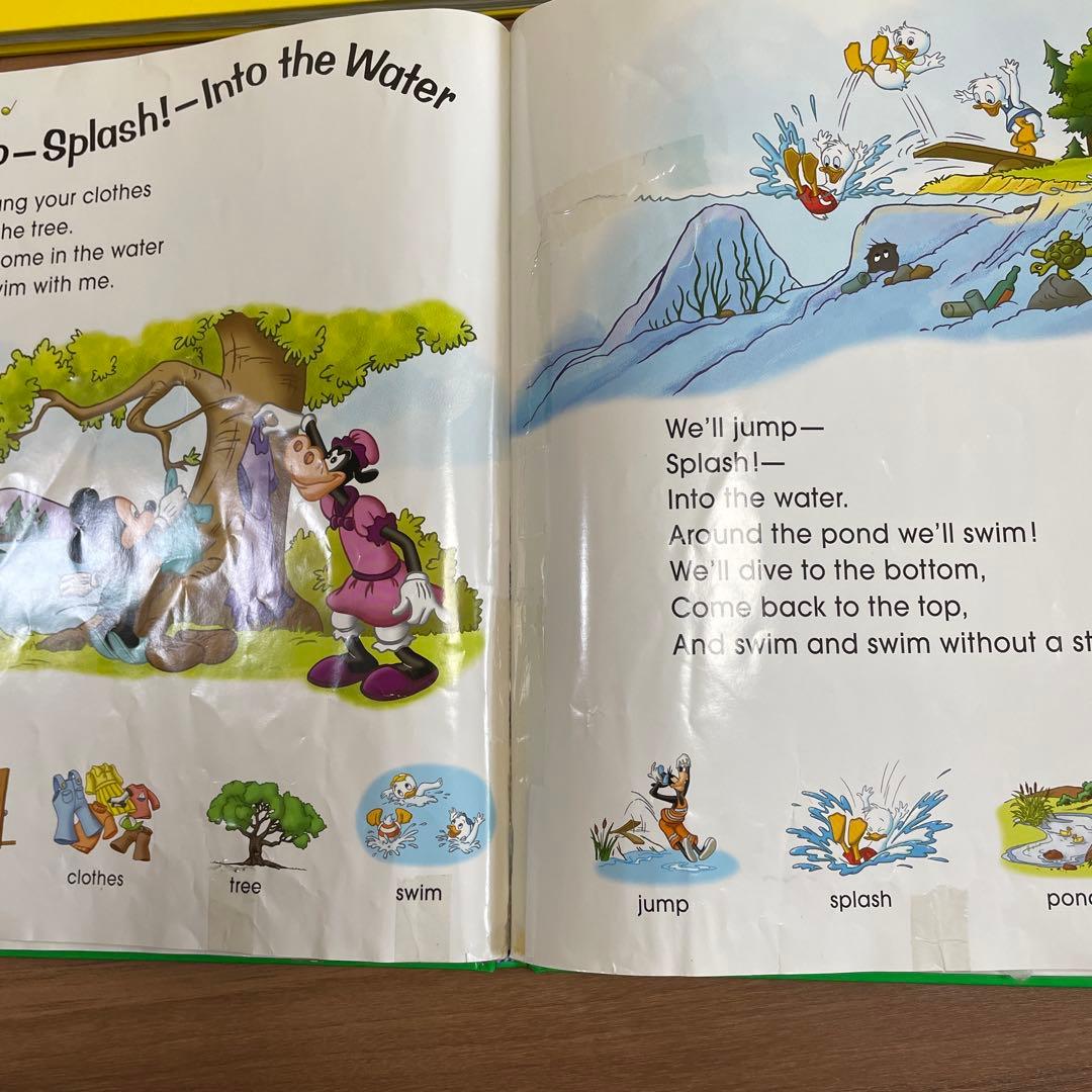 Disney's World of English 教材　Sing Along