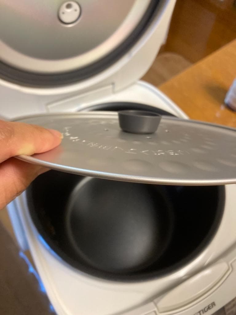 *ふっくら炊ける特製釜★ 送料無料 タイガー 炊飯器 1升 10合 多機能