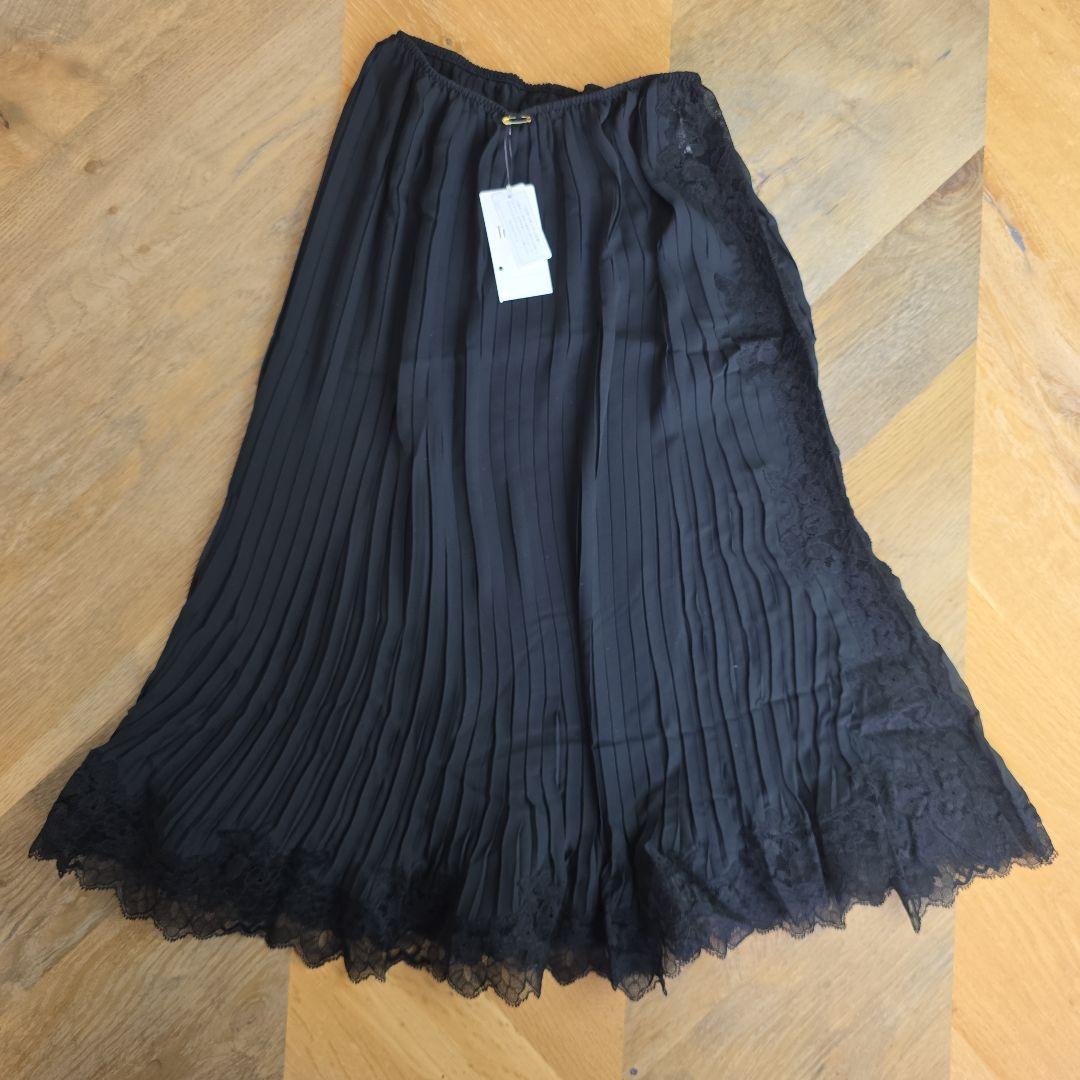 ワコール　トレフル　キャミ　ペチコート　新品　黒レース