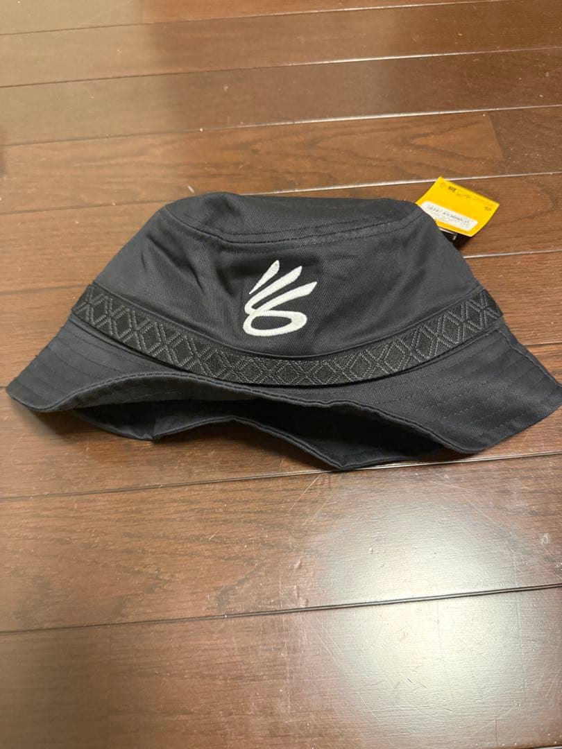 アンダーアーマー 6点セット 全て新品タグ付き パーカー パンツ ハット