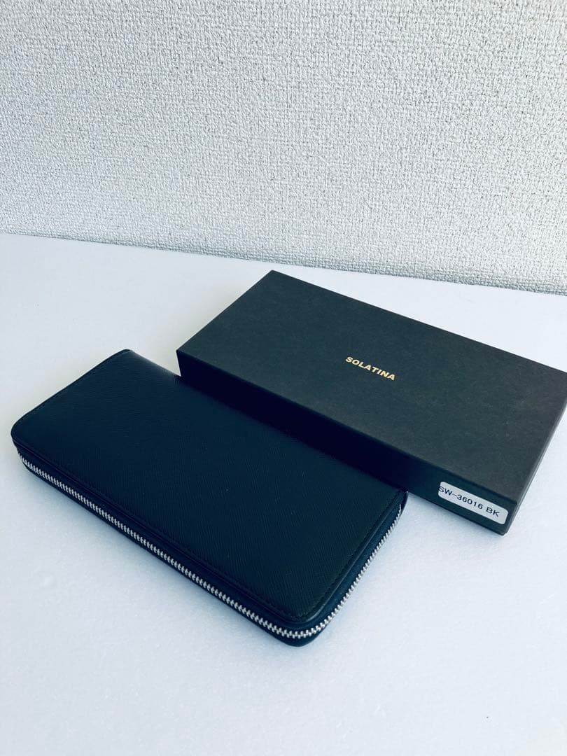 新品未使用　長財布　ラウンドウォレット　ソラチナ　サフィアーノ　黒　ブラック