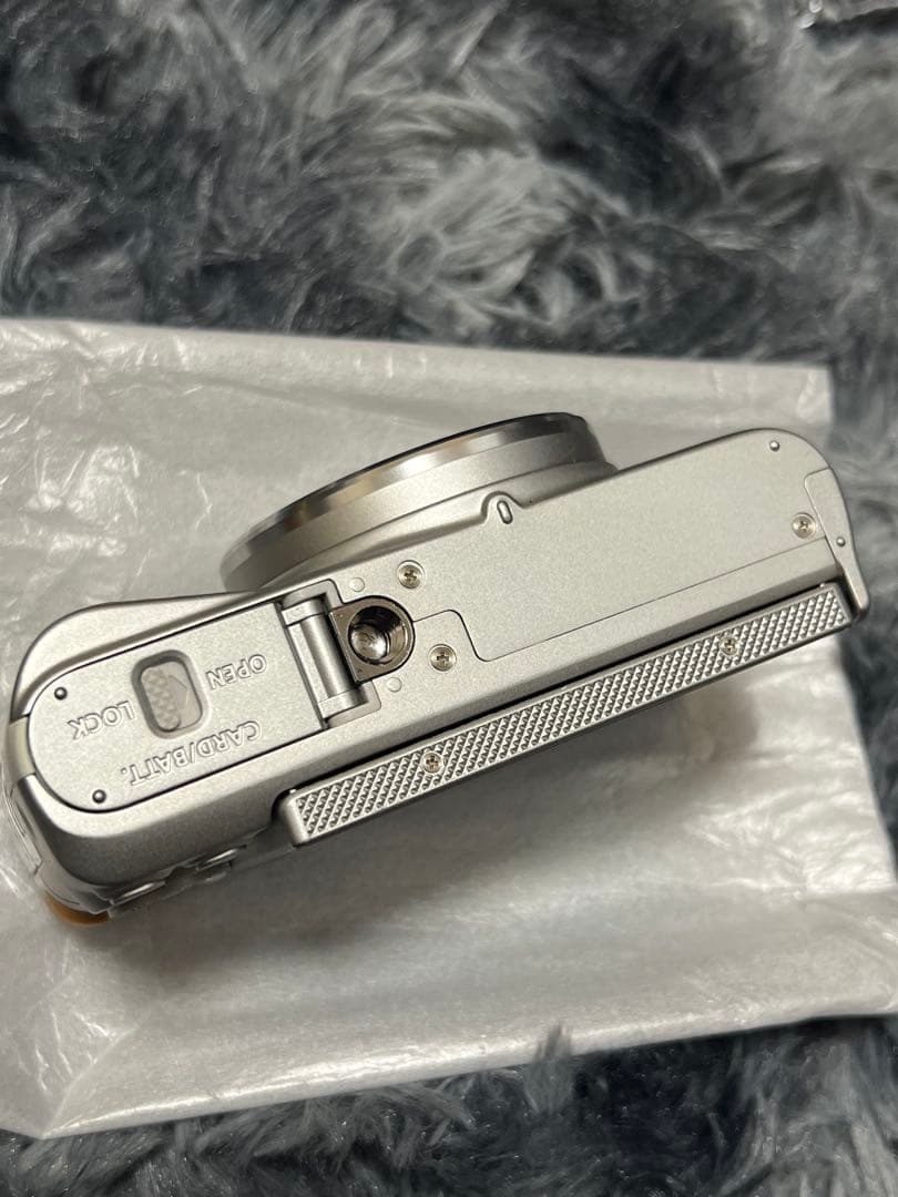 Canon PowerShot SX740 HS 本体シルバー　SDカード付き！