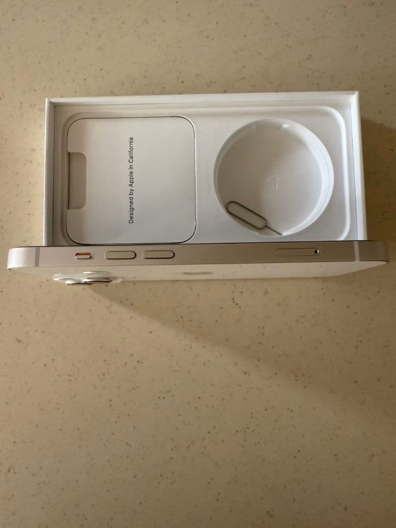 iPhone13／128GB／スターライト