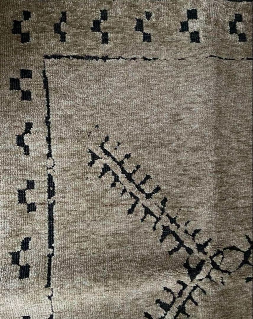 クラッシュゲートCRASH GATE未使用展示品ラグ140X200