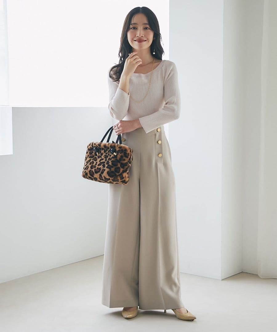 あ*ん様 ラブティックボンボン　今期新品　スパンコールリブオフショル8分袖ニット