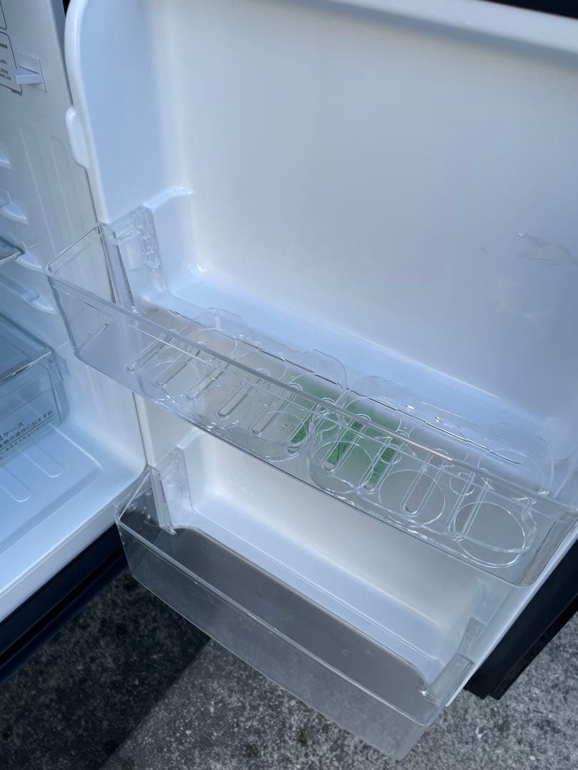 2021年製Hisense 2ドア冷蔵庫 ブラック