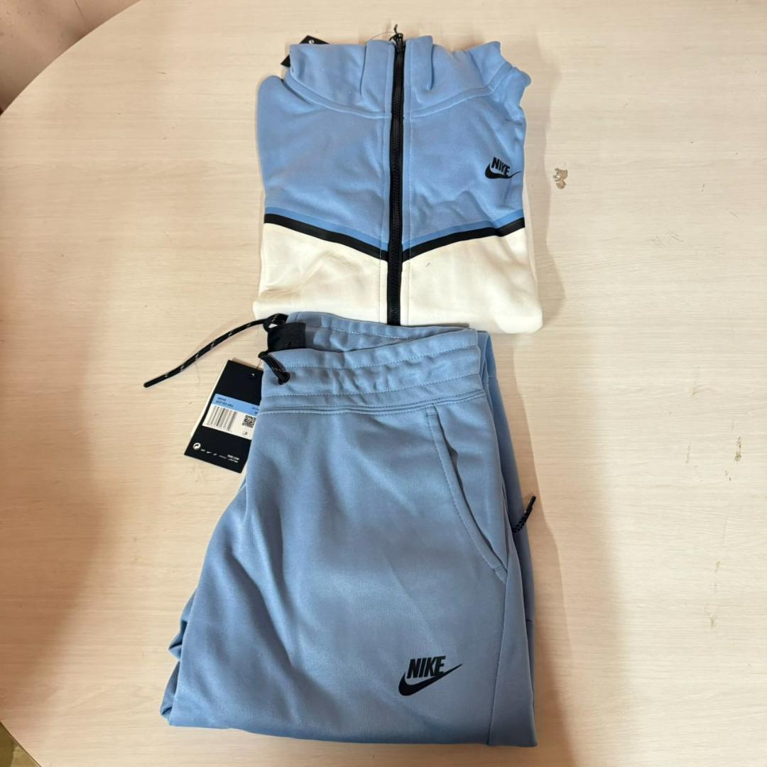 NikeSportswearフルジップフーディー＋サウナパンツ セットL サイズ