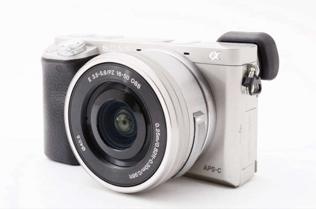 ★美品★ ソニー SONY α6000 パワーズームレンズキット シルバー