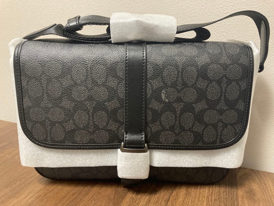 【新品】コーチ　リーグ メッセンジャー バッグ・シグネチャー キャンバス