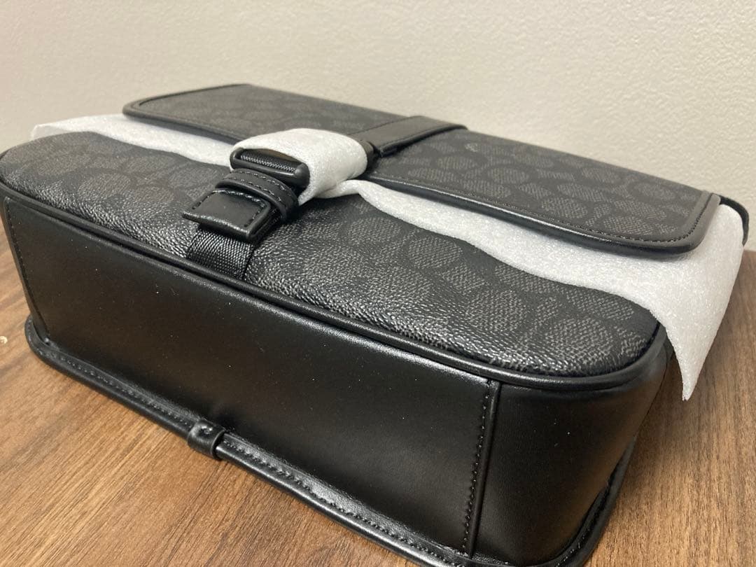 【新品】コーチ　リーグ メッセンジャー バッグ・シグネチャー キャンバス