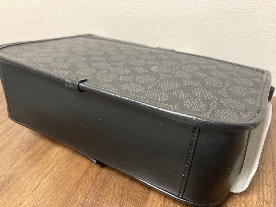 【新品】コーチ　リーグ メッセンジャー バッグ・シグネチャー キャンバス