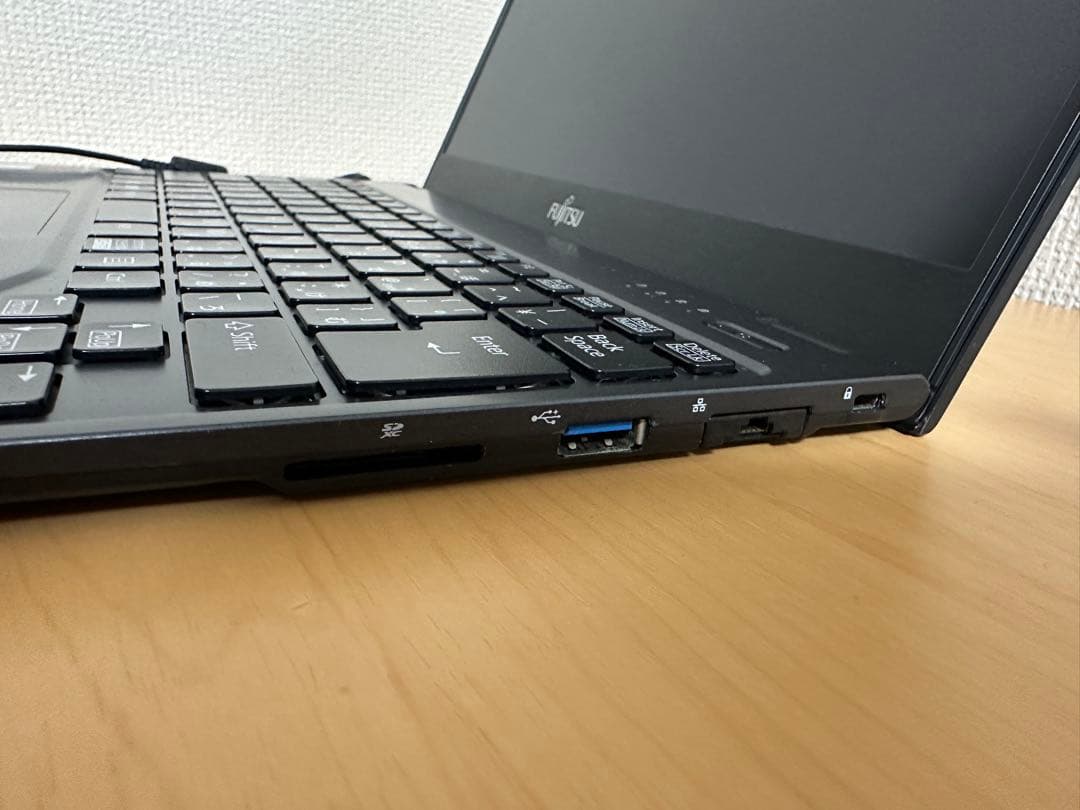 富士通Lifebook U939 8GB/256GB 第8世代Core i5