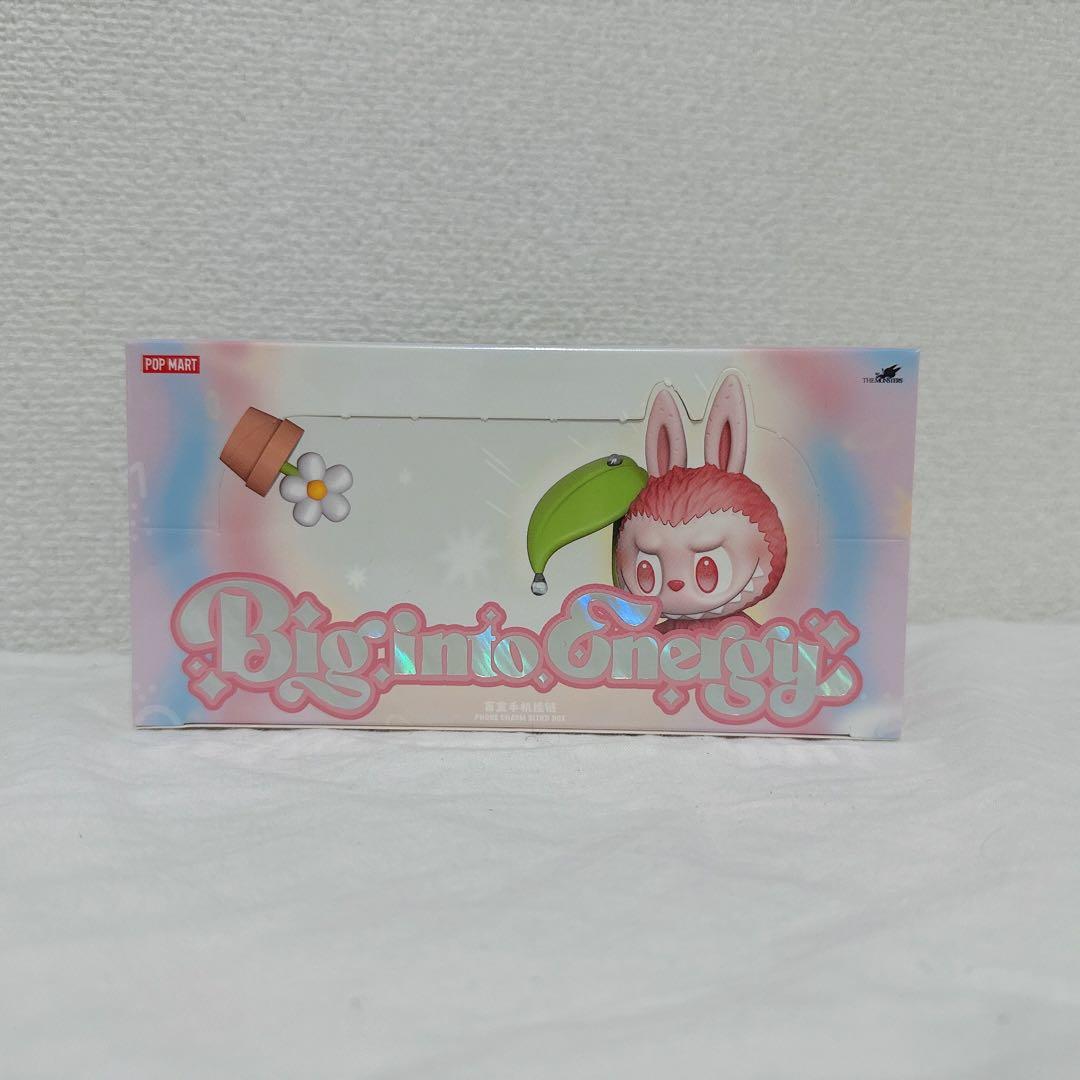 【POPMART】ラブブ Big into Energy phone charm