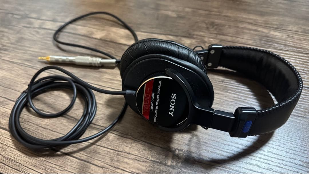 【中古】SONY モニターヘッドホン MDR-CD900ST