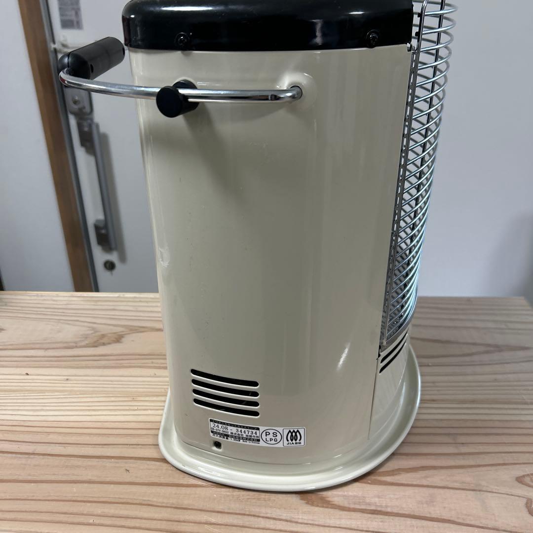 Iwatani ガスファンヒーター クリーム色