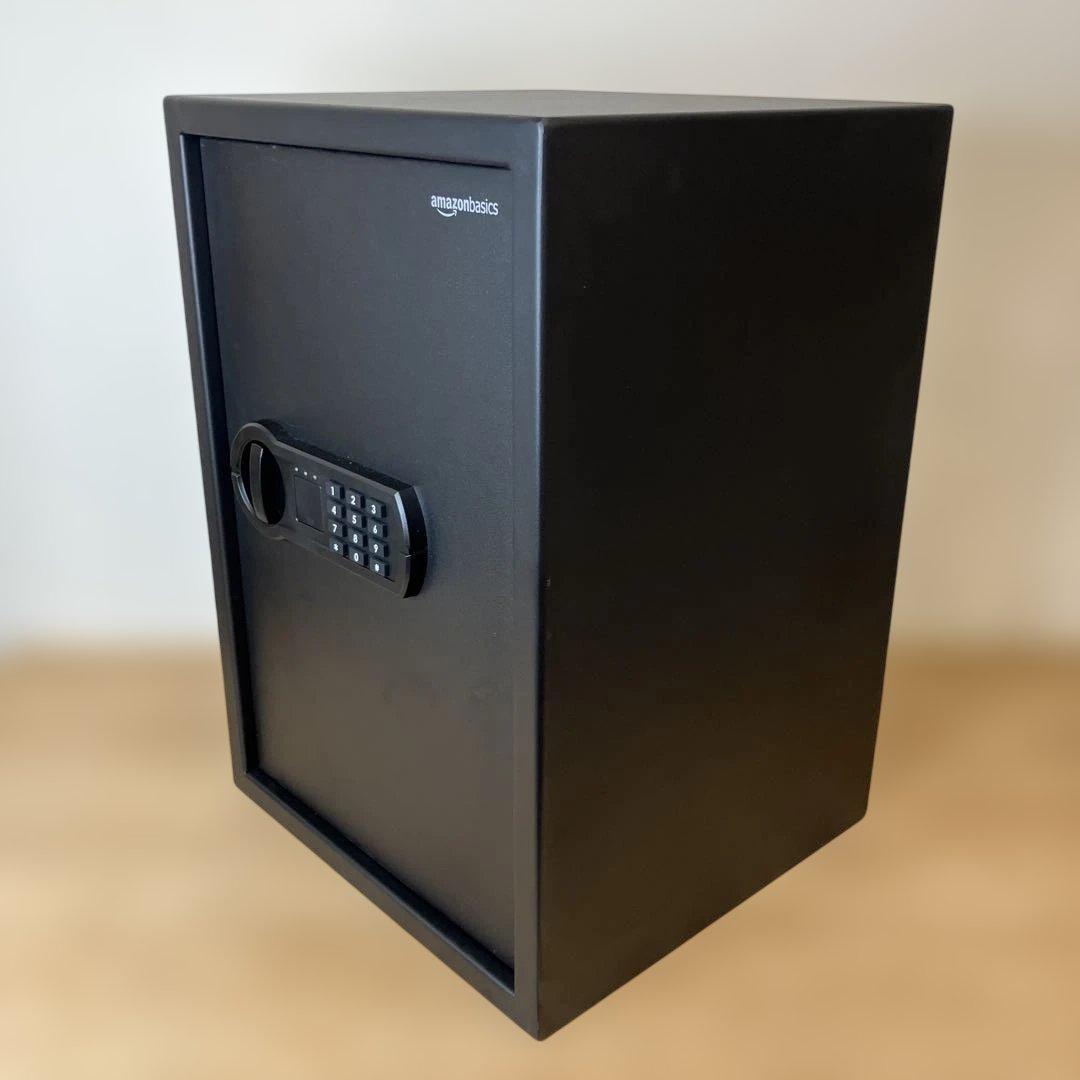 未使用 amazonbasics セキュリティ金庫 黒 51L テンキー式