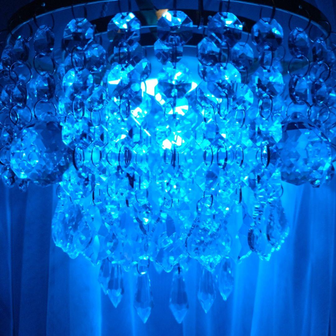 シャンデリア　豪華タイプ　ガラスボールプラス