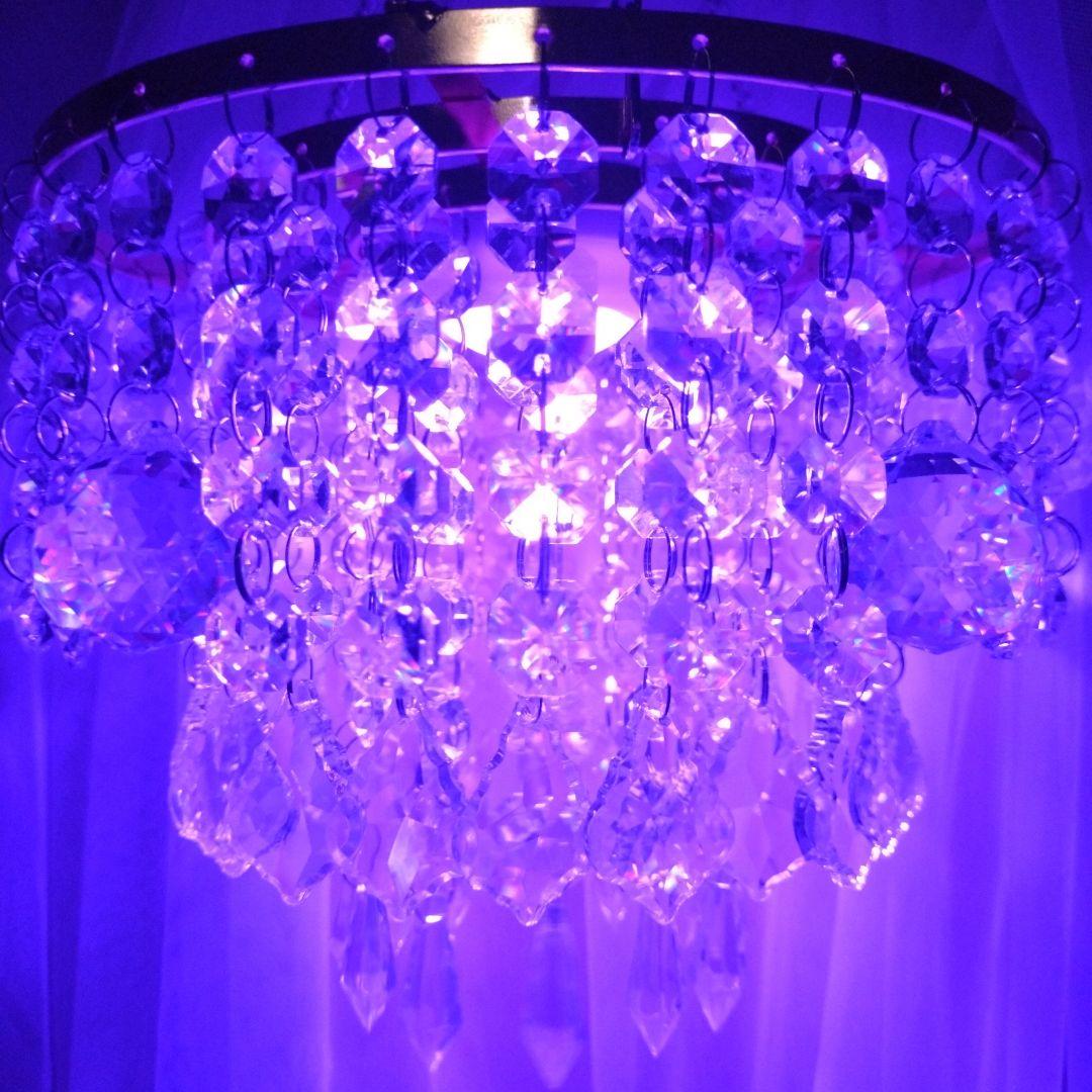 シャンデリア　豪華タイプ　ガラスボールプラス