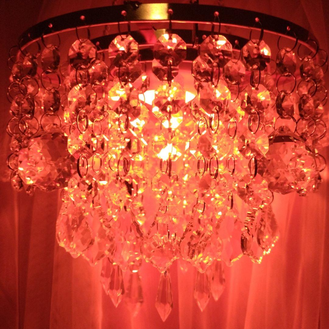 シャンデリア　豪華タイプ　ガラスボールプラス