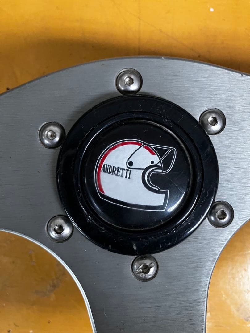 MOMO RACE D32 ステアリング　小径