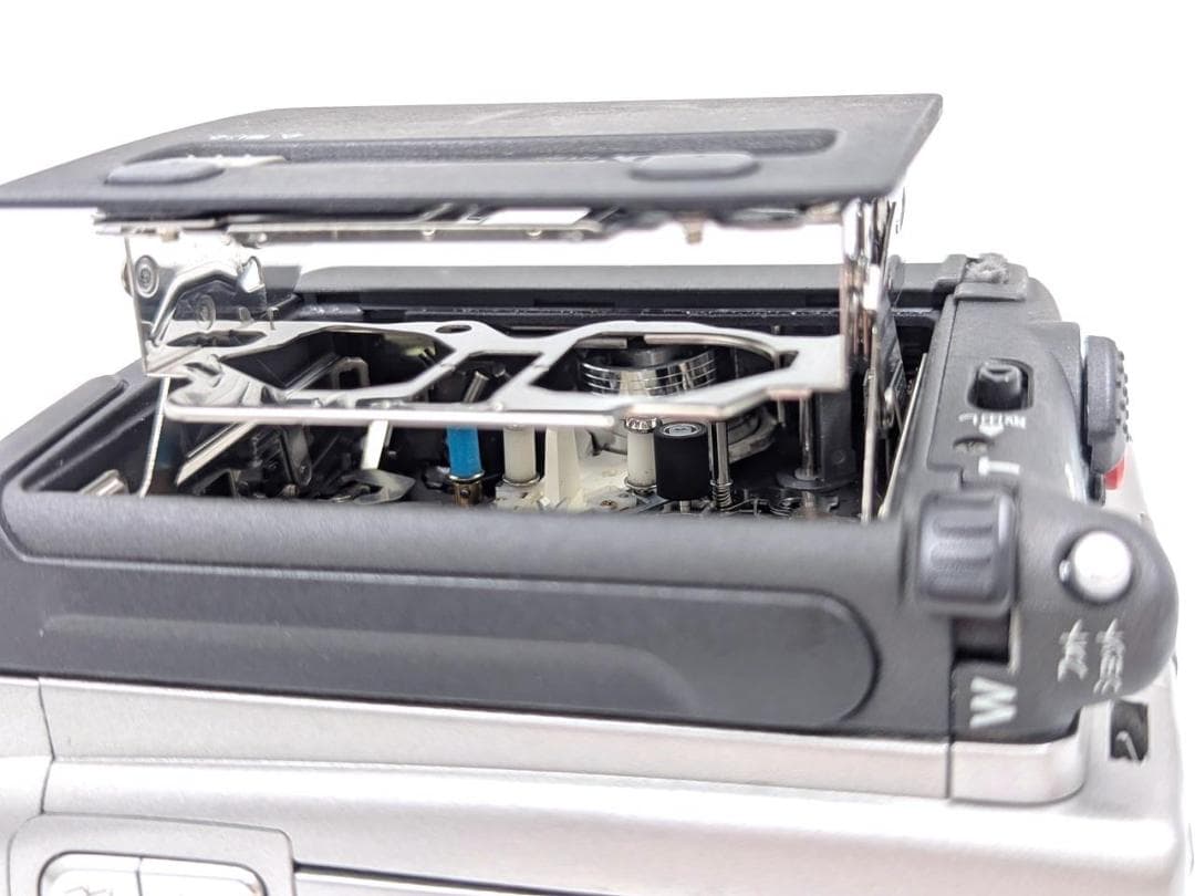 miniDVのダビングに！ Panasonic ビデオカメラ NV-DS5 01