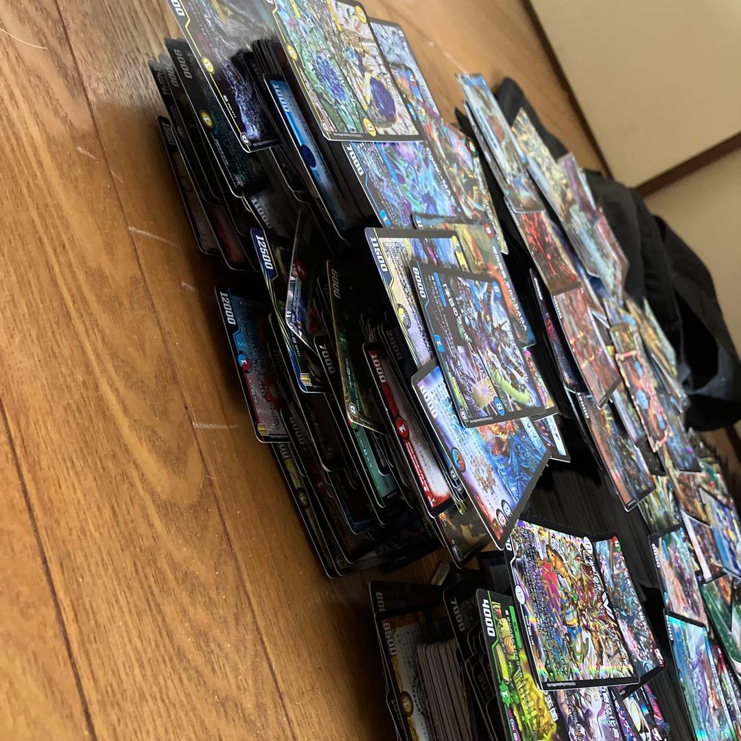 デュエルマスターズ　引退品　まとめ売り　大量　光り物数えきれません。