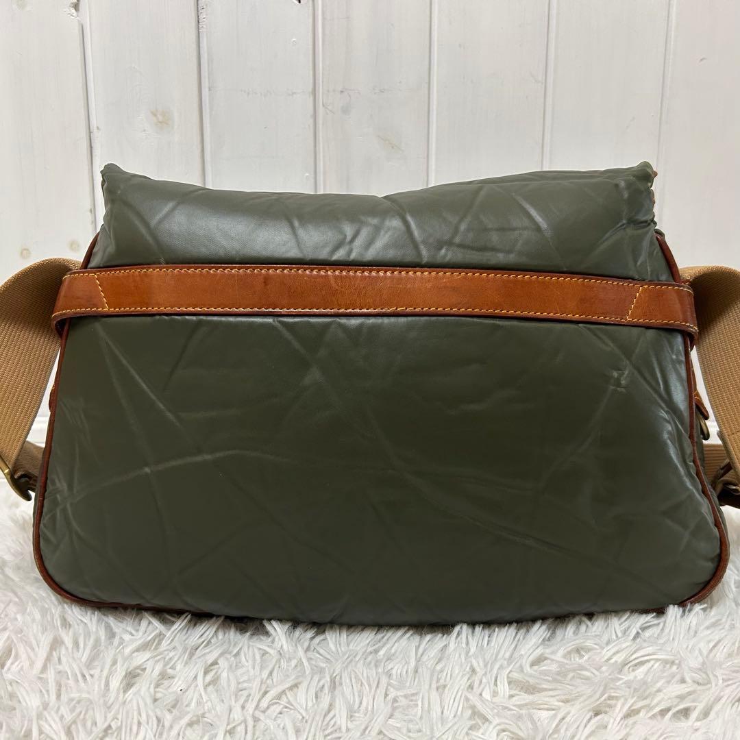 ⭐️現行⭐️ハンティングワールド バチューサーパス ジョルダーバック メッセンジャー