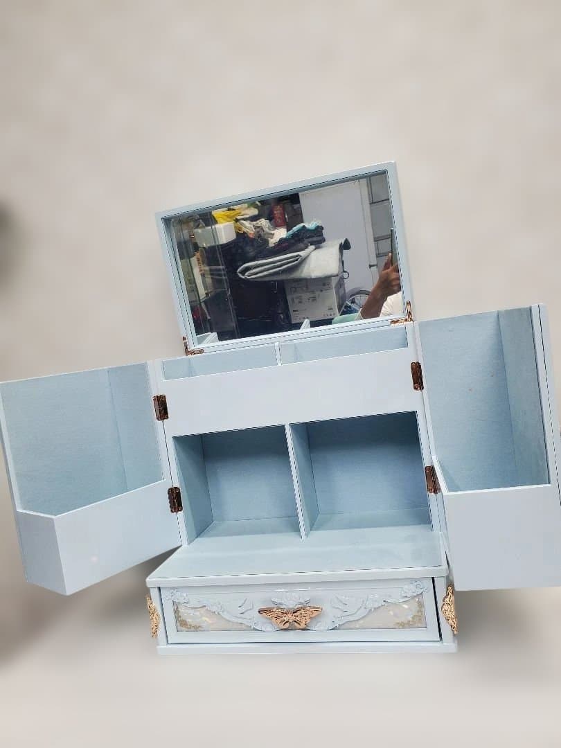 フラワーノーズ　新作　胡蝶雲肩　収納ボックス