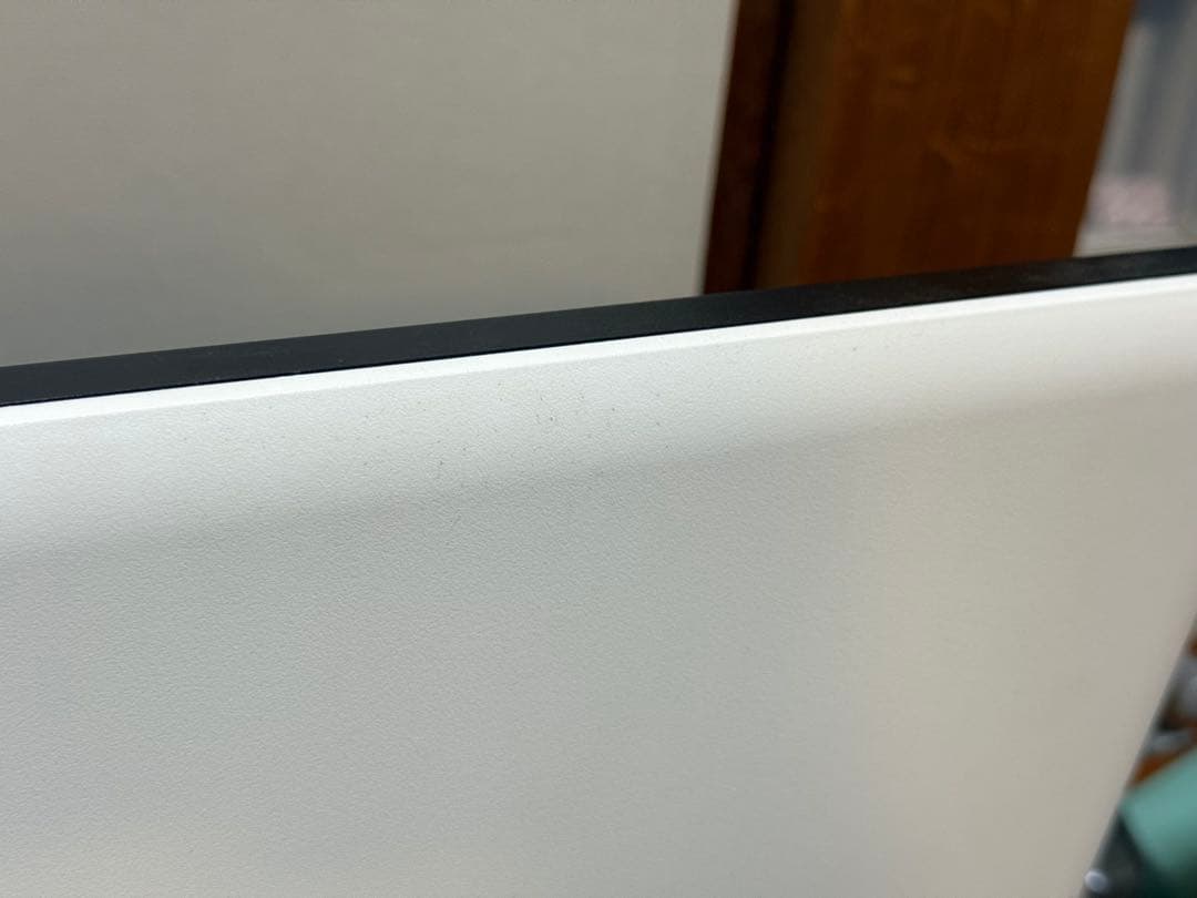 サラダ　LG モニター 31.5インチ4K 32UL500-W