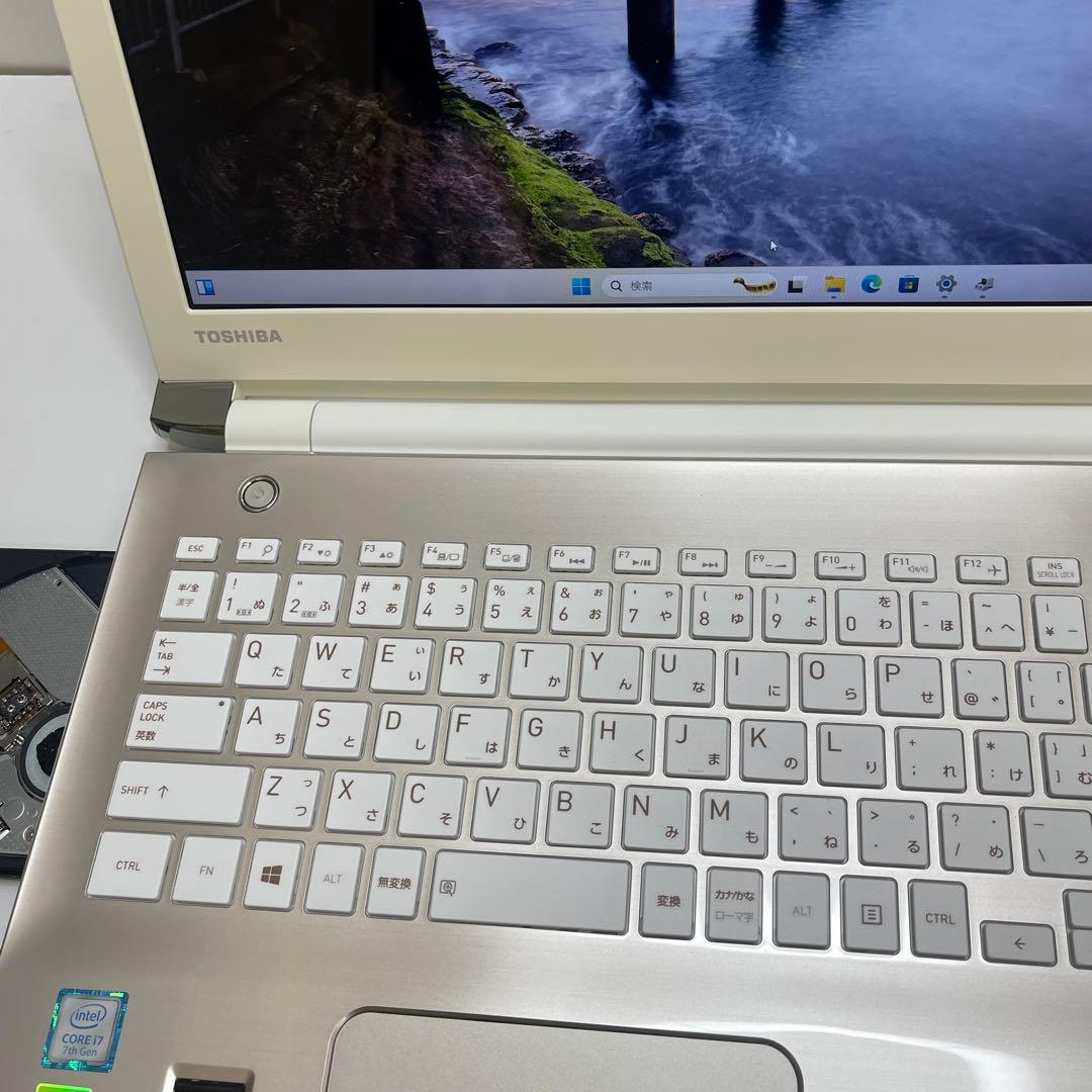 #776 東芝 Dynabook T75/EG i7-7500U 8GB256G