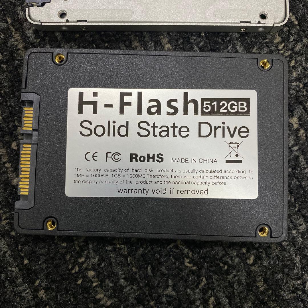 SDD 512GB と 500GB