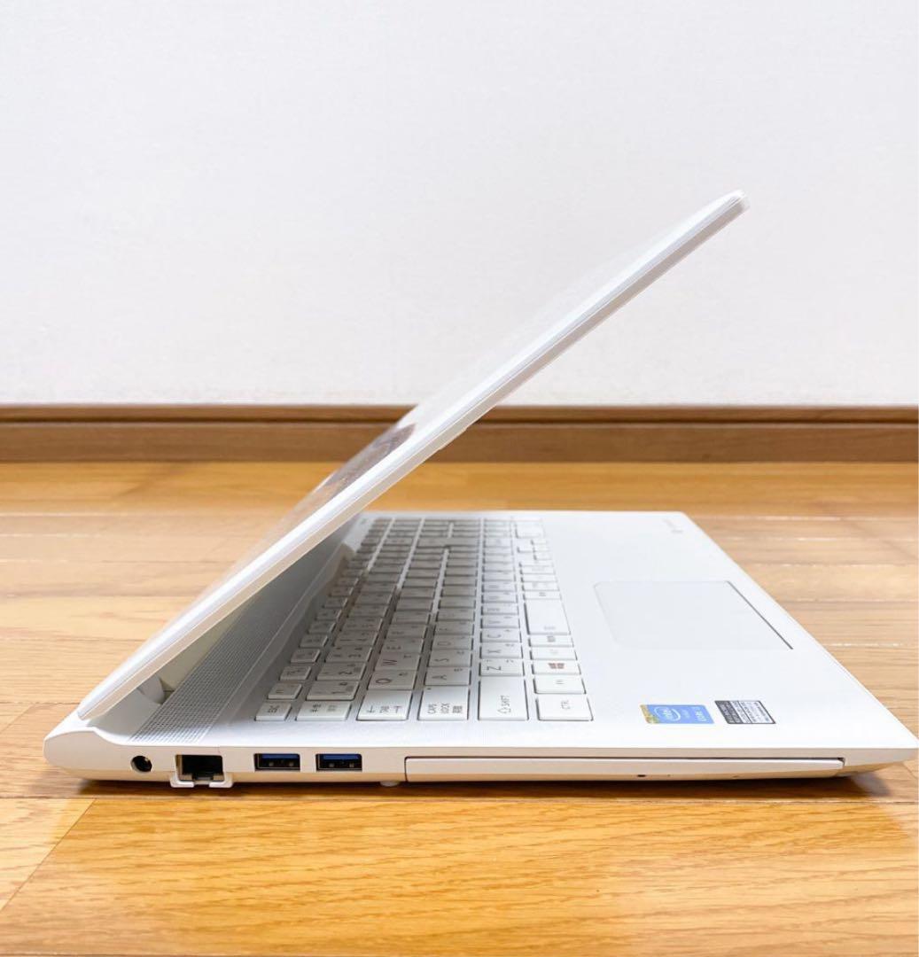 早い者勝ち！新品SSD Win11 薄型ノートパソコン オフィス ブルーレイ