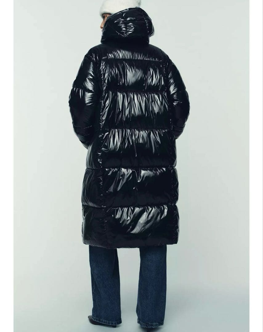 h*様 タグ付き新品★ZARAのシャイニーロングアノラック★Sサイズ★ブラック色